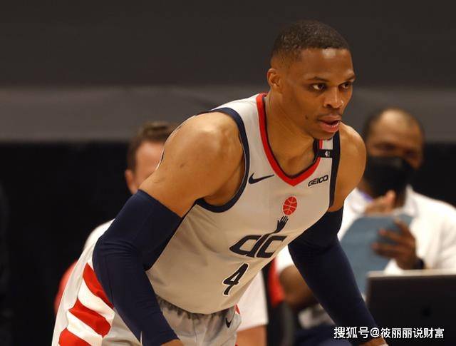 费耶诺德发布备战花絮，国际比赛日绝杀压哨，NBA常规赛任务艰巨，控场能力受关注的简单介绍